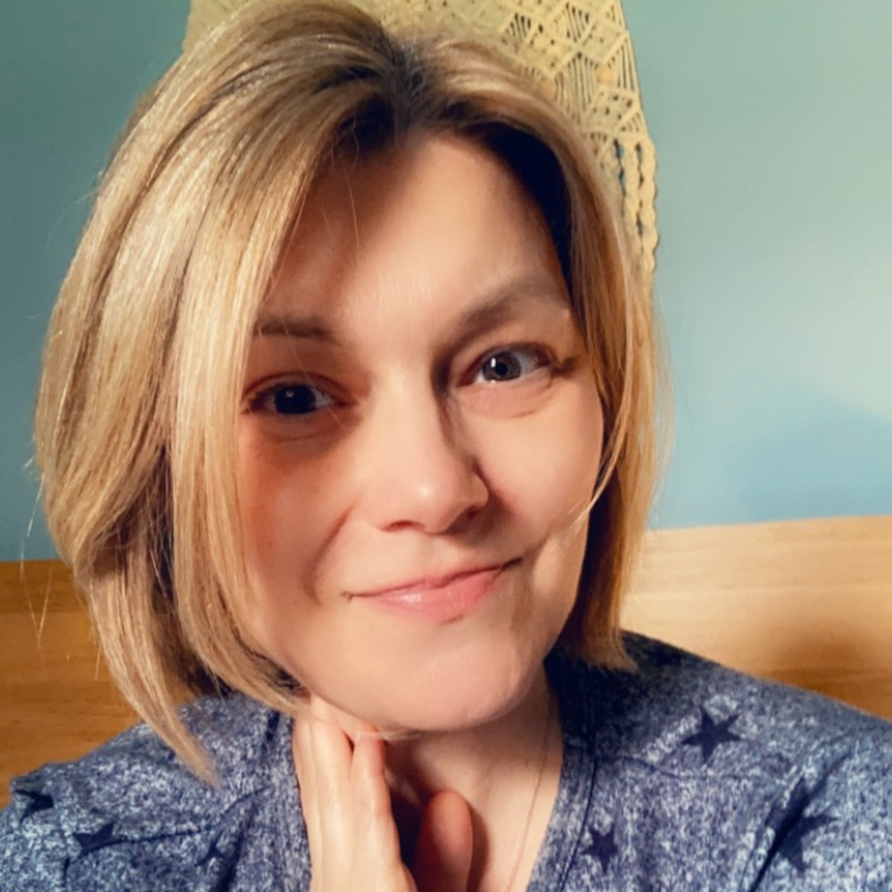 Meet your Posher, Claire